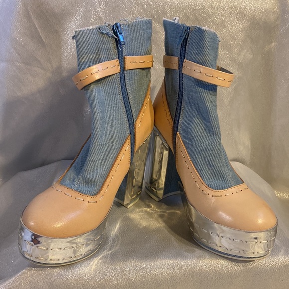 Jeffrey Campbell Chunky Booties - Picture 2 of 9